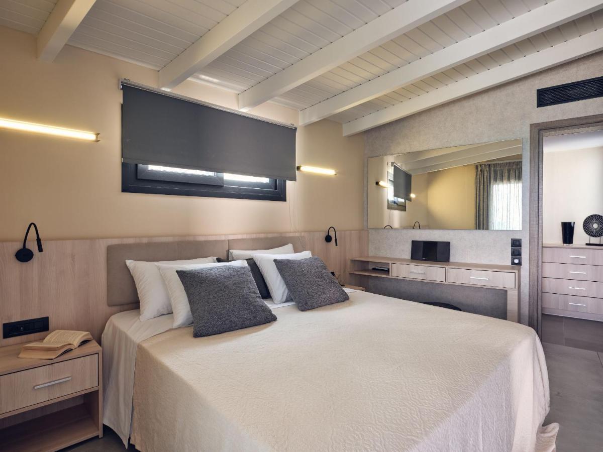 Blue View Villa - Coastal Elegance With Swim Spa, By Zantewize Alykanas  Exterior photo